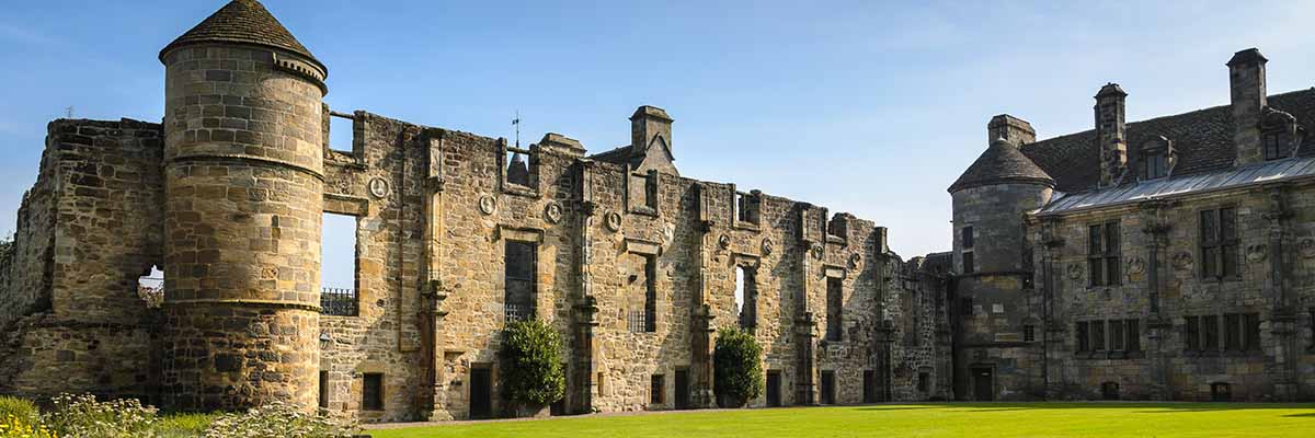 Watch an outdoor play at The Falkland Palace